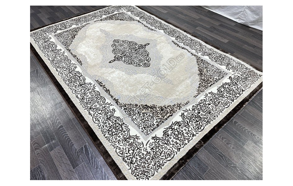 Q009A_BROWN FDY CREAM SHRINK